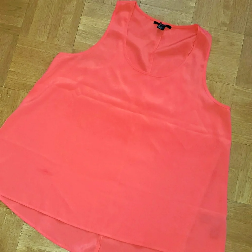 💥3 for $10💥 Racerback top - Picture 2 of 7